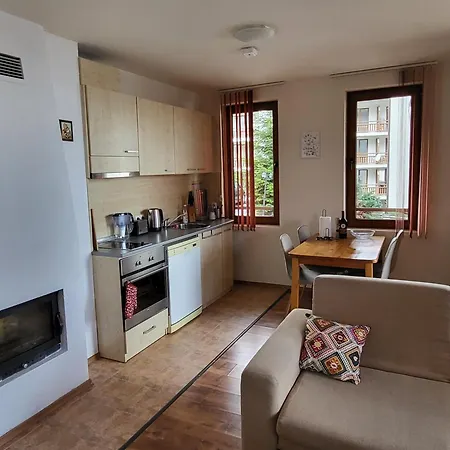 Gri's Place * בנסקו