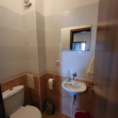 דירה Gri's Place בנסקו